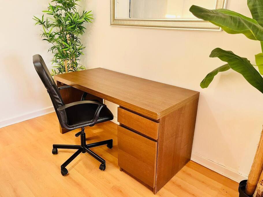 The Rock Retreat - Gibraltar Apartment ภายนอก รูปภาพ